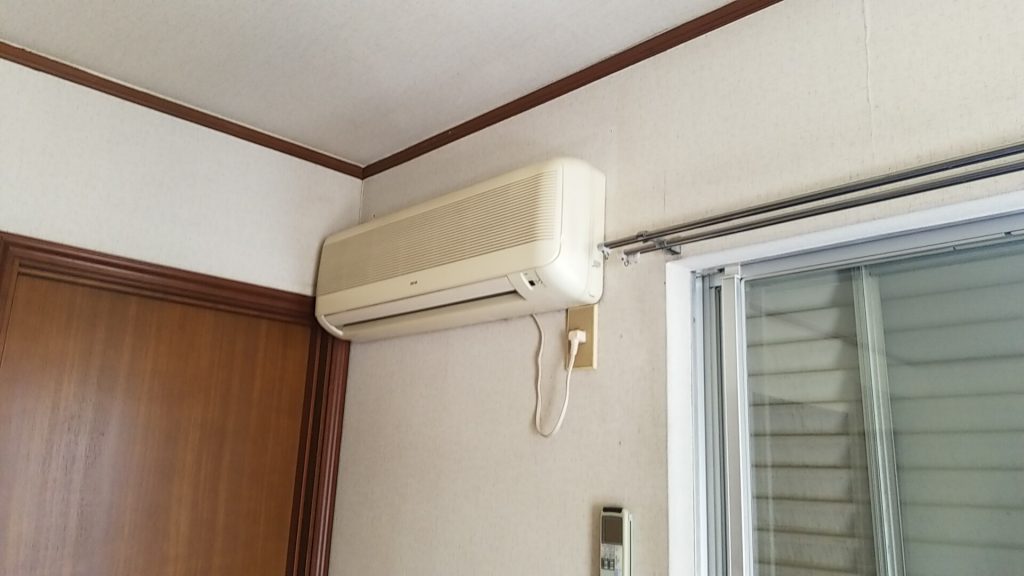 愛知県海部郡蟹江町 ガスエアコンからのエアコン取替工事